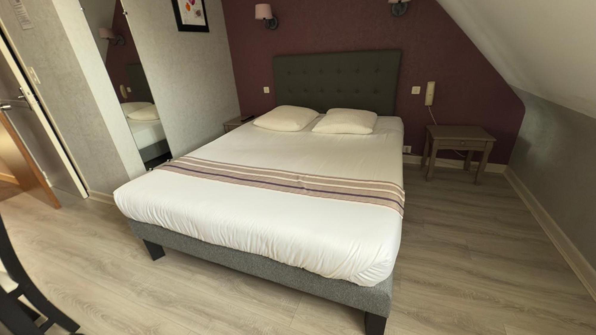 Logis Hotel Restaurant Des Voyageurs Tarnac Zewnętrze zdjęcie