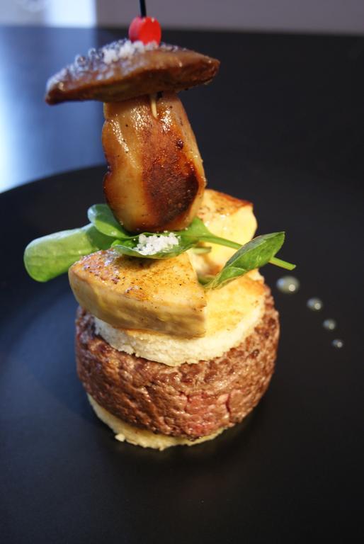 Logis Hotel Restaurant Des Voyageurs Tarnac Zewnętrze zdjęcie